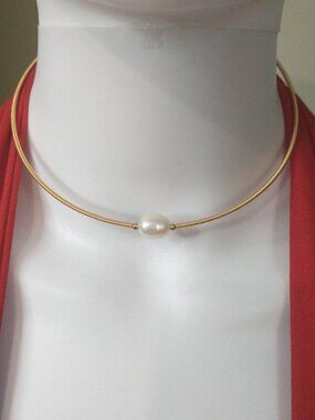 Freshwater Pearl Wire Coil Choker Necklace